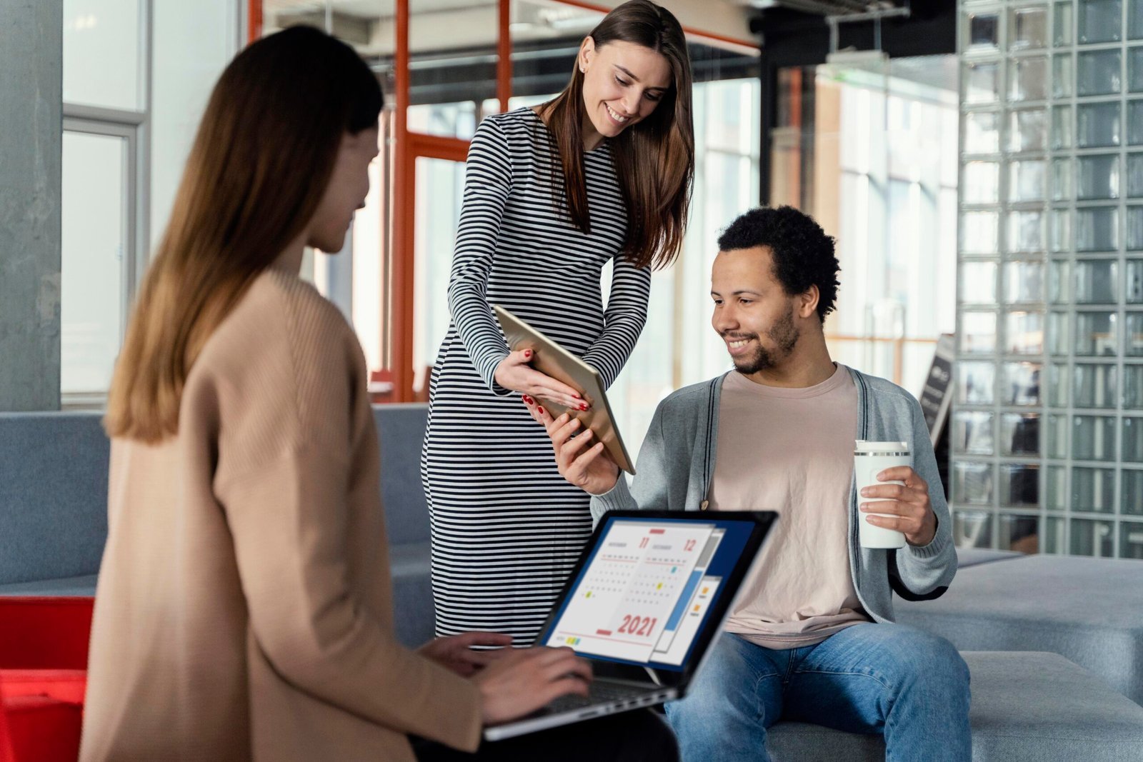 Navigating the Job Market: The Role of Recruitment Agencies in London
